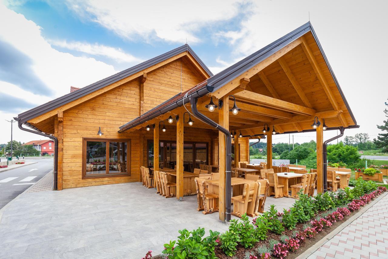 Holiday Park Macola Грабовац Екстериор снимка