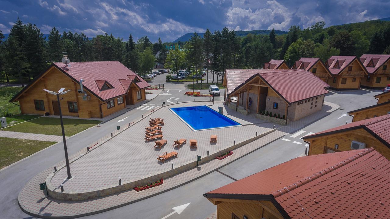 Holiday Park Macola Грабовац Екстериор снимка